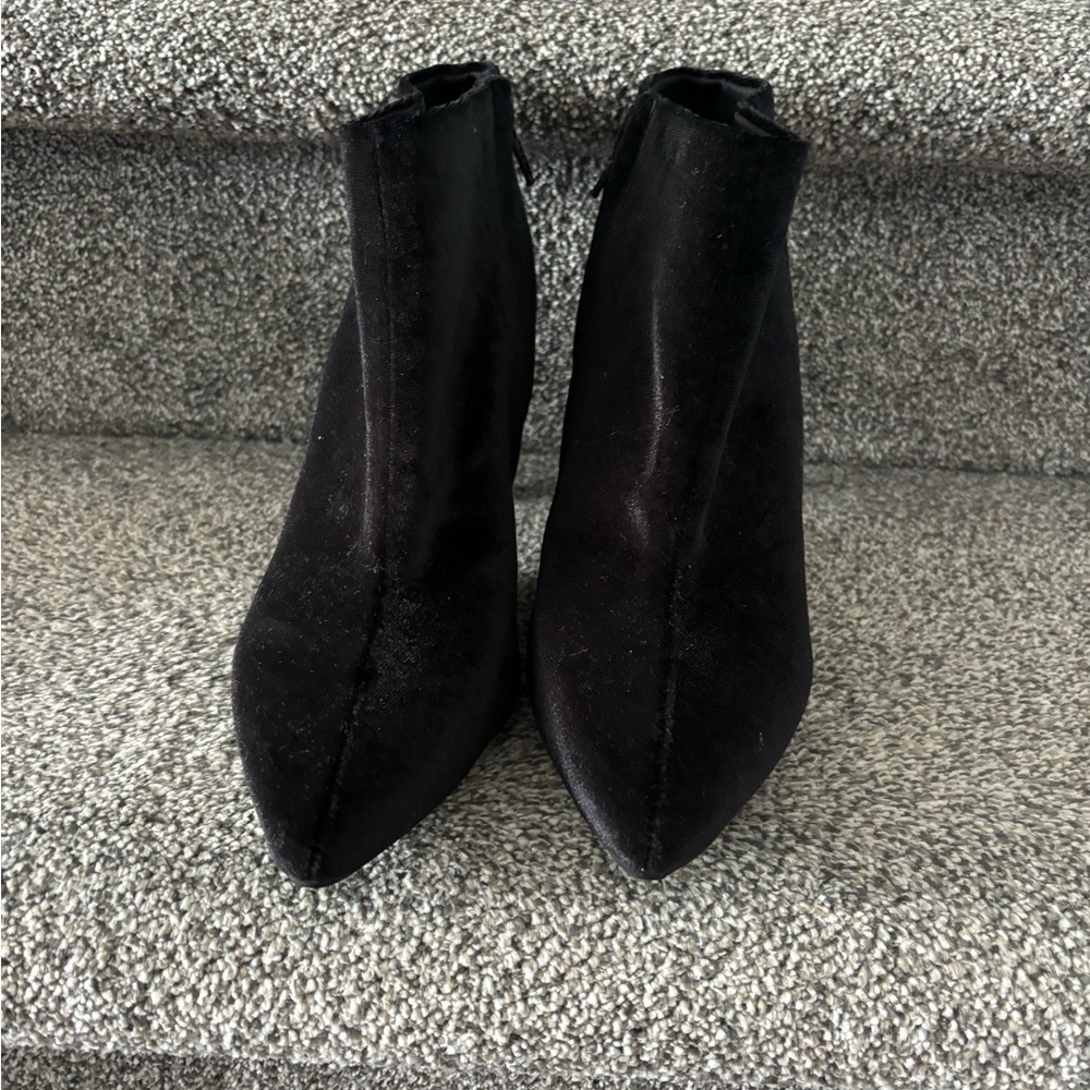 Velvety booties - Picture 5 of 5